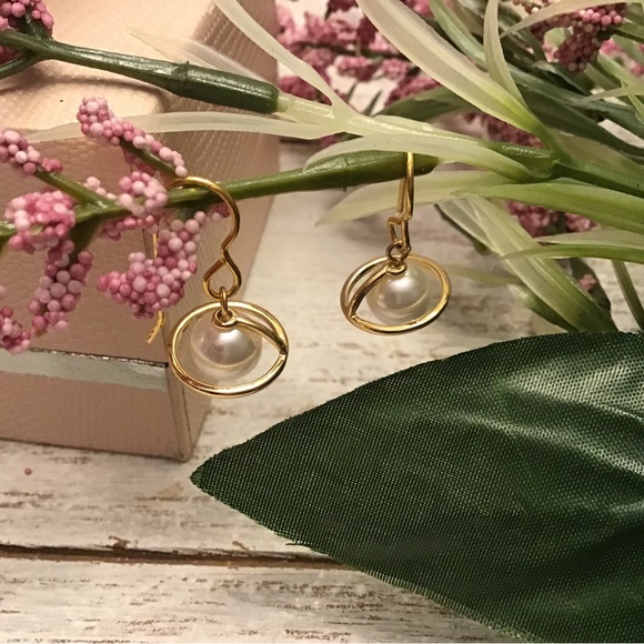 Saturn Earrings   💎[2/$24.00]💎 - Picture 3 of 5